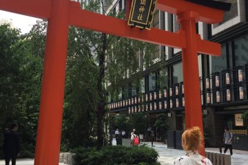 Fukutoku Shrine. Stroll Nihonbashi in a yukata, the traditional summer wear and receive limited offer services and presents. 
