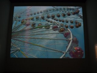 Movies about visualisation of an extreme ferris wheel.