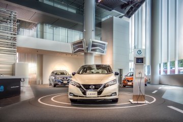 This emphasis on attractive design becomes very noticeable when looking around at the various models on display. I soon noticed that every model has a visually pleasing design. This can be attributed largely to Carlos Ghosn, the CEO of Renault-Nissan, who has transformed Nissan from bankruptcy to a world leading car producer