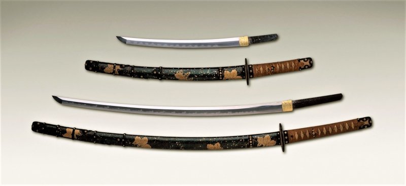 Long and short sword pair