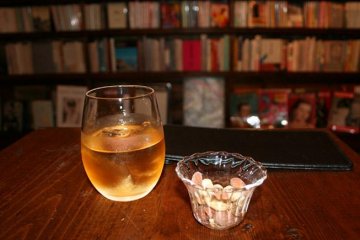 <p>Whiskey and snacks.</p>