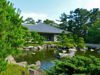 Former villa and beautiful Japanese garden in the park
