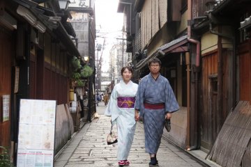 A cooking class in Higashiyama is a must for many honeymooners in Kyoto