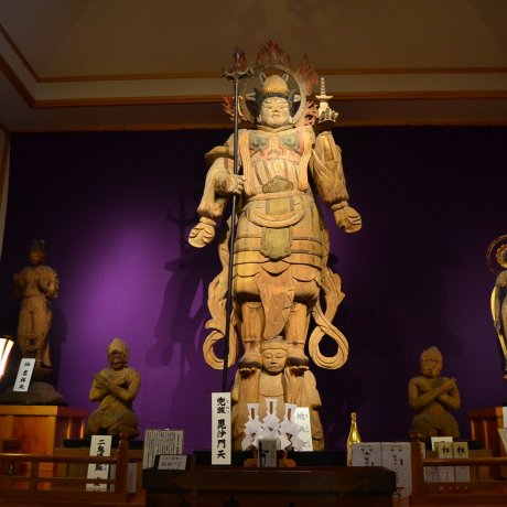 Giant Wooden Statue of Bishamonten