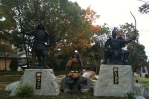 The author in original samurai armour joins Imagawa Yoshimoto and Oda Nobunaga