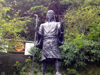 Statue of En no Gyoja, who lived in Izu c. 700