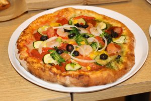 Pizza Cucinova and Food Hall Blast! Tokyo