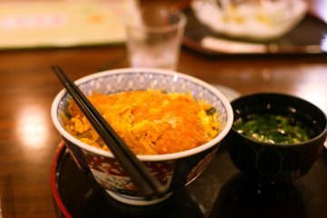 <p>คัตสึด้งสุดอร่อย - ที่ร้านอาหารของโรงแรมมีเมนูญี่ปุ่นสุดพิเศษ</p>
