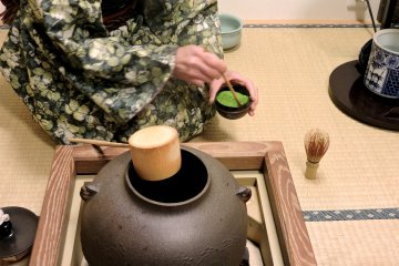 Tea ceremony at Meguri-en Yururi