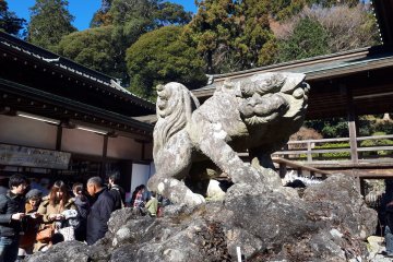 A guardian of Tsukubasan Shrine 