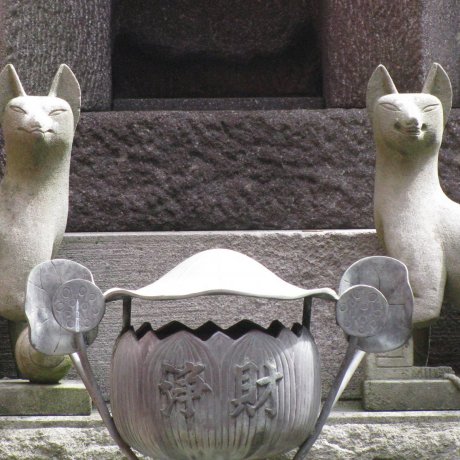 Скульптуры Кицунэ
