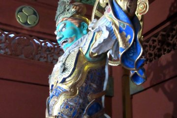 Finely carved and painted sculptures in Nikko
