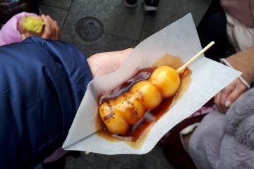The sauce for this dango is exceptionally rustic