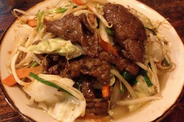 <p>Chiruguwa has an English menu available; this dish is the beef and vegetable soba</p>