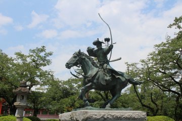 A monument to Minamoto-no-Yoritomo