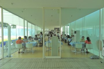 Acquamare Italian restaurant view from the main entrance of Yokosuka Museum of Art