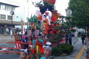 A traditional design float