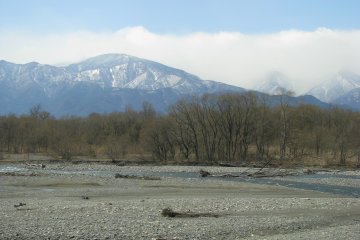 Hida mountain range 