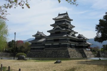 Karasu-jo - Matsumoto's Crow Castle