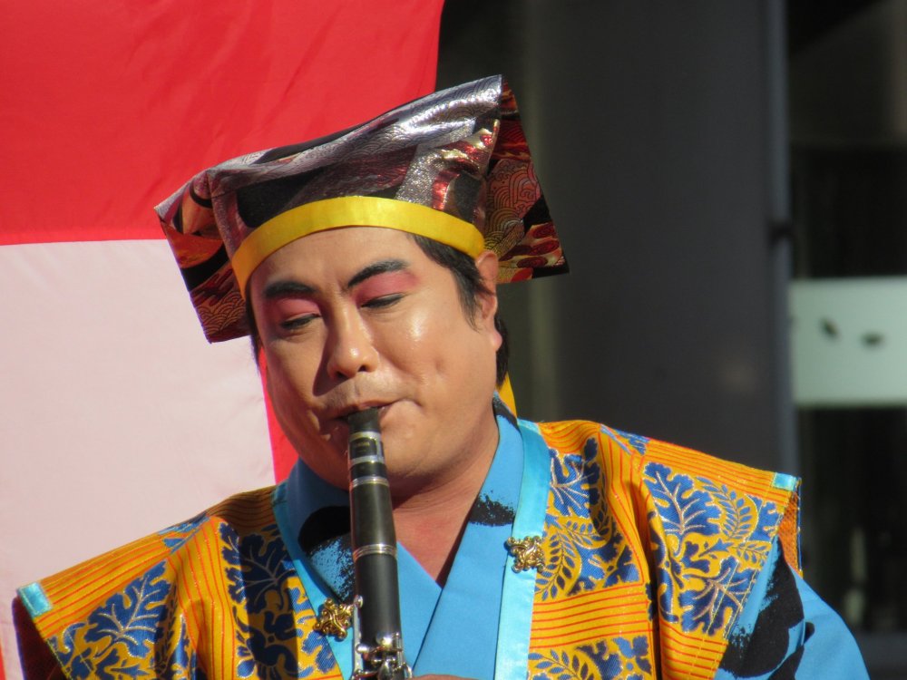 A musician at the Sugamo Festival