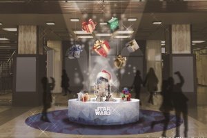 R2-D2 Santa is quite possibly the cutest Santa