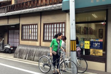 Ezoshi Art Shop and Gallery on Shinmonzen Street Gion Kyoto