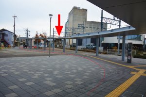Shin-Nishikanazawa Station from JR Nishikanazawa Station