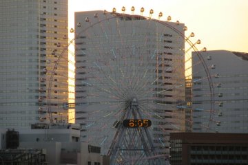 Cosmo World's Ferris wheel from afar