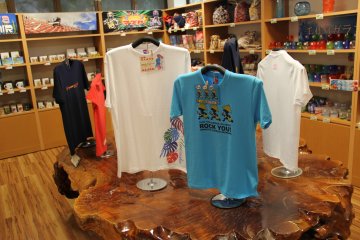 <p>Find the very popular &quot;Uminchu&quot; shirts inside the gift shop; Uminchu is fisherman in the Ryukyuan language</p>