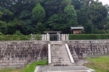 The grave of Empress Suiko