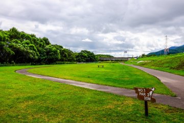The 18 hole park golf course is popular on weekends and is another great example of free recreation activities on offer in Kutchan