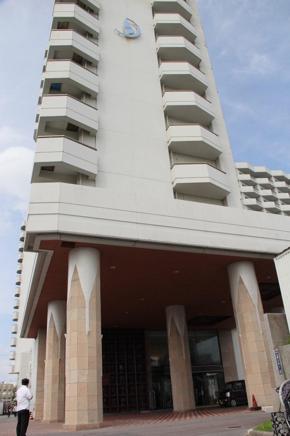 The Tokyo Dai-ichi Hotel Okinawa Grand Mer Resort is one of the only resort hotels in Okinawa City