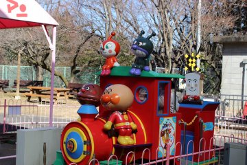 Ome Railway Park shows not only another side to Tokyo, but for the traveler from overseas, introduces some of Japan's culture. For example, "Anpanman", a popular cartoon in Japan.