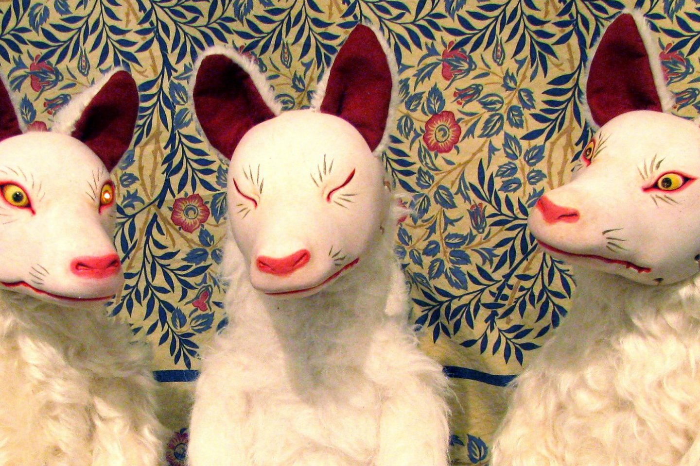 Kitsune dolls by Japanese artist, Noe