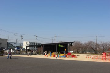 Playground and terrace at Irumagawa Nico Nico Terrace Starbucks 