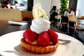<p>A delightful strawberry flan with buttery pastry which contrasts with the juicy sweetness of the fruit at Cafe de Take at Harajuku Omotesando</p>