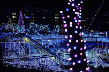 Millions of sparkling lights decorate Yomiuriland