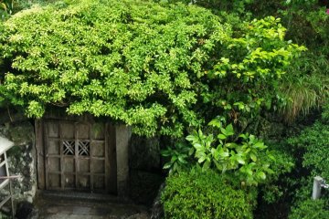 A hobbit like door at Yoshiminedera, near Muko, Kyoto