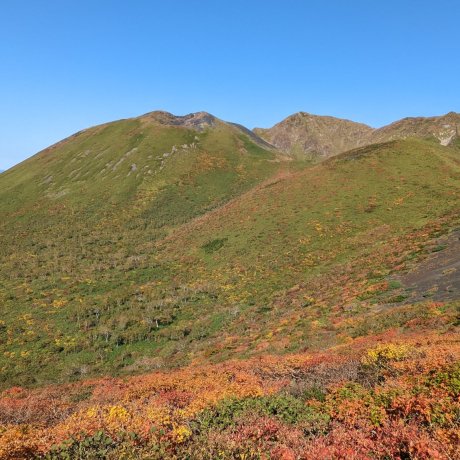 Akitakomagatake in Fall Colours