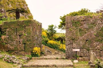 Main Gate Facing West Nakagusuku Castle