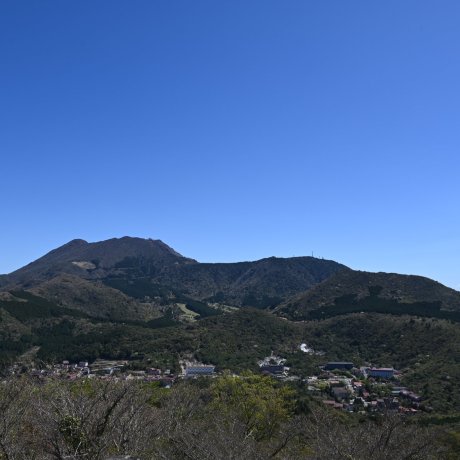 Hike Mount Kinugasayama