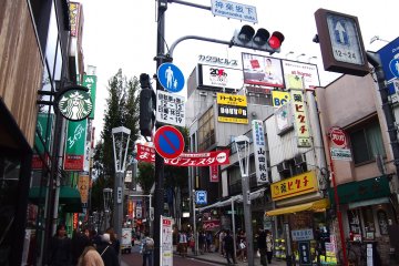 The busy main street of Kagurazaka, filled with French eateries and typical Japanese sushi bars and ramen places.