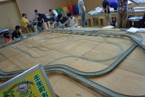 Trains may be the most popular toys amongst Japanese boys so it is no surprise that Mibu Toy Museum dedicates a lot of space to train play