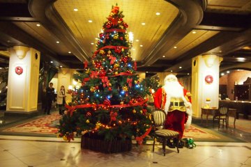 Just before I left, Asahikawa Grand was just setting up its Christmas decorations.