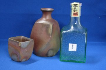 Bizenyake and Sake Set