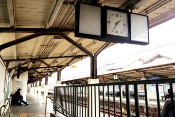 <p>Takojizo is 30 minutes from Kansai Airport on an all stops train, while Kishiwada is 15 minutes by limited express, making it an easy side trip if you are having a layover at the International Airport.</p>