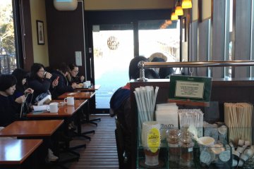 <p>Snap of the Tully&#39;s Coffee shop from the inside. Around 6 seats are available on the window side facing Tokyo&nbsp;Skytree, but they&nbsp;are mostly occupied. You may have to wait for your turn.</p>