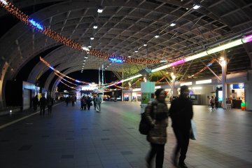 <p>Saitama-Shintoshin&nbsp;Station, the main gate to Blue Lights Symphony</p>
