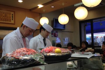 Sushi Zanmai ตลาดปลาสึกิจิ