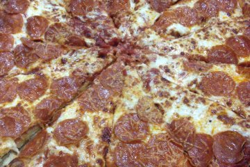 <p>REAL. AMERICAN. PIZZA.&nbsp;</p>